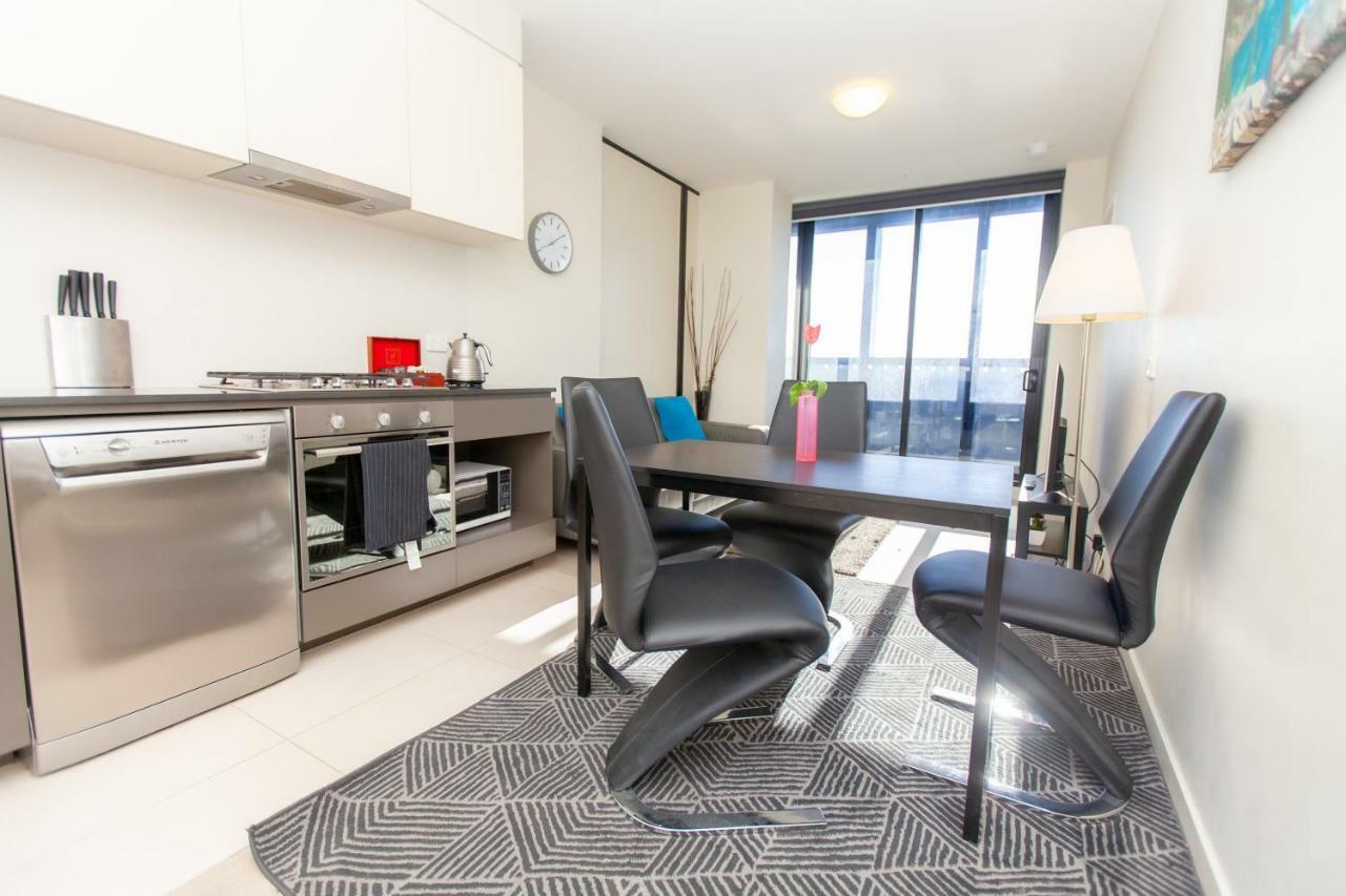 Melbourne Skyhigh Apartments Exterior photo